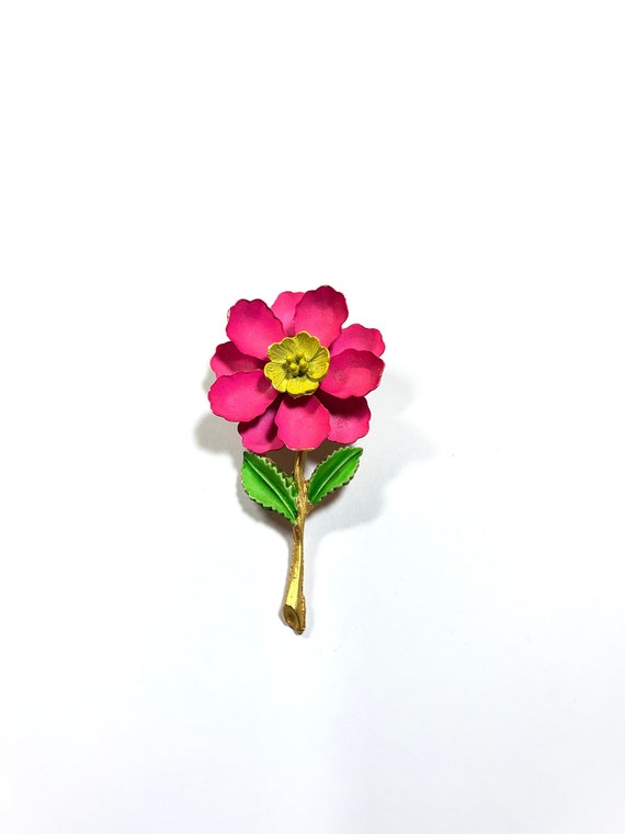 Daffodil Brooch/Pink Brooch/Flower Brooch/ Enamel Brooch/Vintage Brooch/Flower Power Brooch/Daisy/Yellow Flower