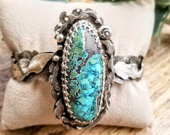 Large oblong hubei turquoise cuff bracelet. Ooak cuff bracelet. Beautiful hubei turquoise stone surrounded by seaweed. Large turquoise cuff.
