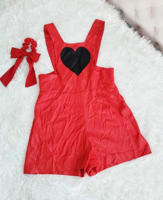 Glam Babe // Vintage 70s Handmade Bright Red Wet L