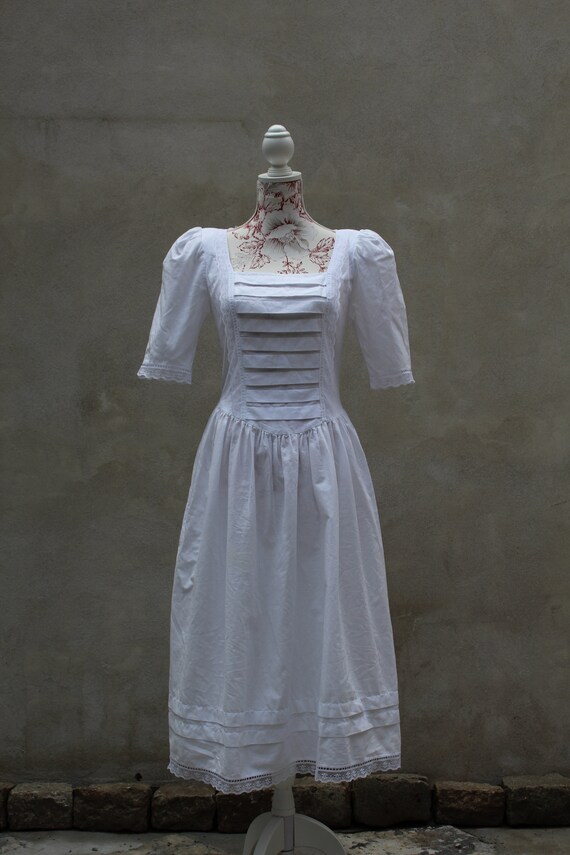 Medieval historical wedding prom white cotton lace