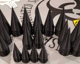 Straßenkriegerin Spikes