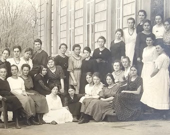 Women Portrait /// Female Group Family /// Sisterhood Social History /// Original Antique French Real Photo Postcard /// Year 1920