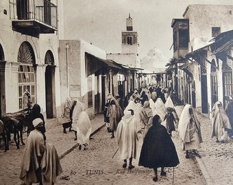 Tunisian Street Scene /// North African Architecture /// Animated View /// Original Antique French Postcard /// Year 1915