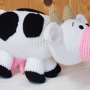 Bessie the Milking Cow Crochet Pattern, Amigurumi Kids Toy Project