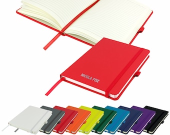 Carnet A5 personnalisé / Imprimé avec nom Parfait pour l’école, le bureau ou votre sac ! - CRIMSON RED (et autres couleurs) de That's My Pencil™