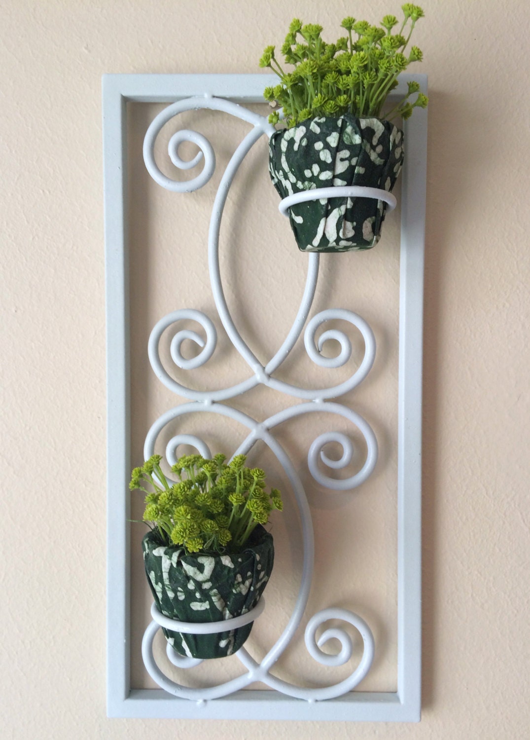Wall Plant Holder, Metal Wall Plant Holder, Light Green Metal Wall