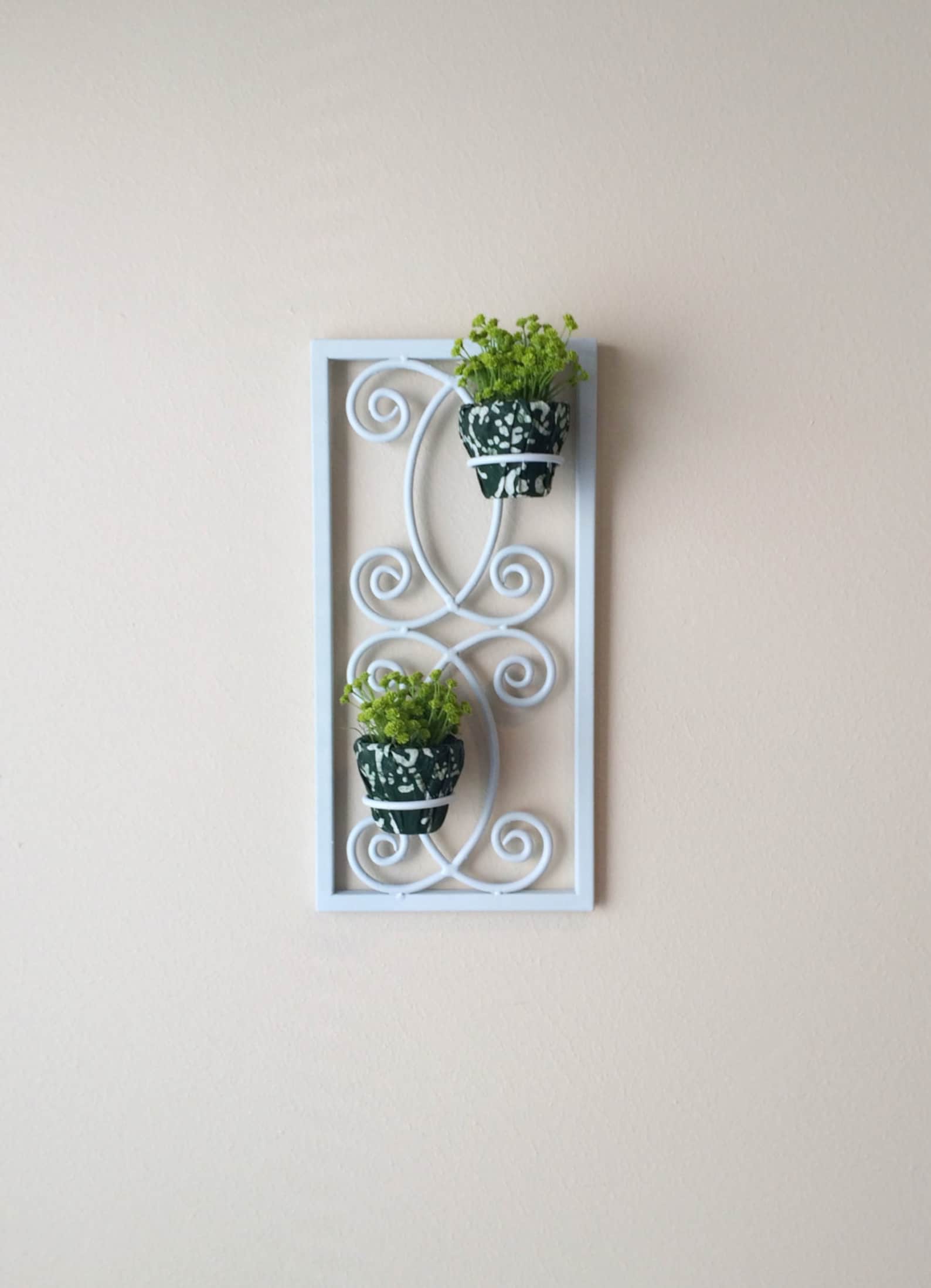 Wall Plant Holder, Metal Wall Plant Holder, Light Green Metal Wall