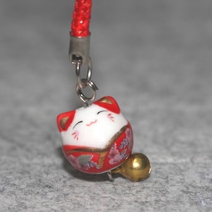 PERFECT GIFT Handmade Japanese Porcelain Kitty, Amulet Maneki Neko Mobile Phone Charm, Good Luck Smiling Round Cat, Mobile Phone accessories