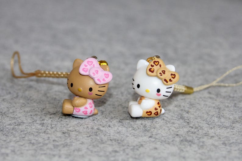 Japanese Kawaii Vintage Kitty Keychain, Mobile Phone Charm, Limited Edition, Kitty Dress In Leopard Print Clothes, Friendship Gift image 1