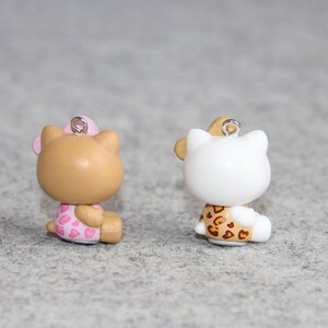 Japanese Kawaii Vintage Kitty Keychain, Mobile Phone Charm, Limited Edition, Kitty Dress In Leopard Print Clothes, Friendship Gift image 4