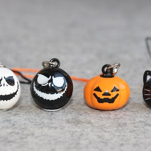 Hand Painted Cartoon Toy Jingle Mobile Phone Charm, Keyring, Bag Charm, Halloween Toy - Nightmare Jack, Pumpkin, Black Cat Charm