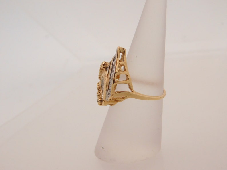 Ladies Round Cut Ruby /& Diamond Cluster Ring 10K Yellow