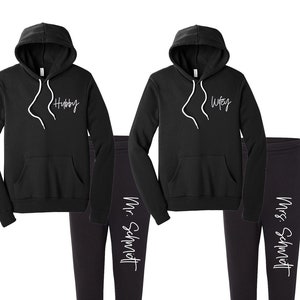 Personalized Mr and Mrs Matching Sweatsuit, Hubby Wifey Bridal Jogger Set. Bridal Jumpsuits, Gifts for the Couple, Custom Honeymoon Sweats
