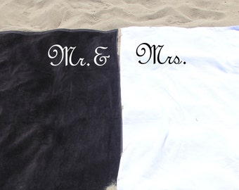 Mr. and Mrs. Monogrammed Beach Towels for the honeymoon, monogrammed towels, Bride and Groom Beach Towel Set, Just Married beach towels