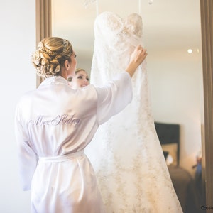 Bridal Robes, Personalized Mrs. Robe, Satin Bridal Robe, Bridal lingerie, wedding lingerie, bridal shower gifts, bridal robe, satin kimono