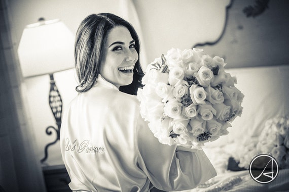 Personalized Satin Bridal Robe with Embroidered Title on Back, Bridal Robe, Bride Robe, Mrs. Robe, Wedding day robe, bridal lingerie gift