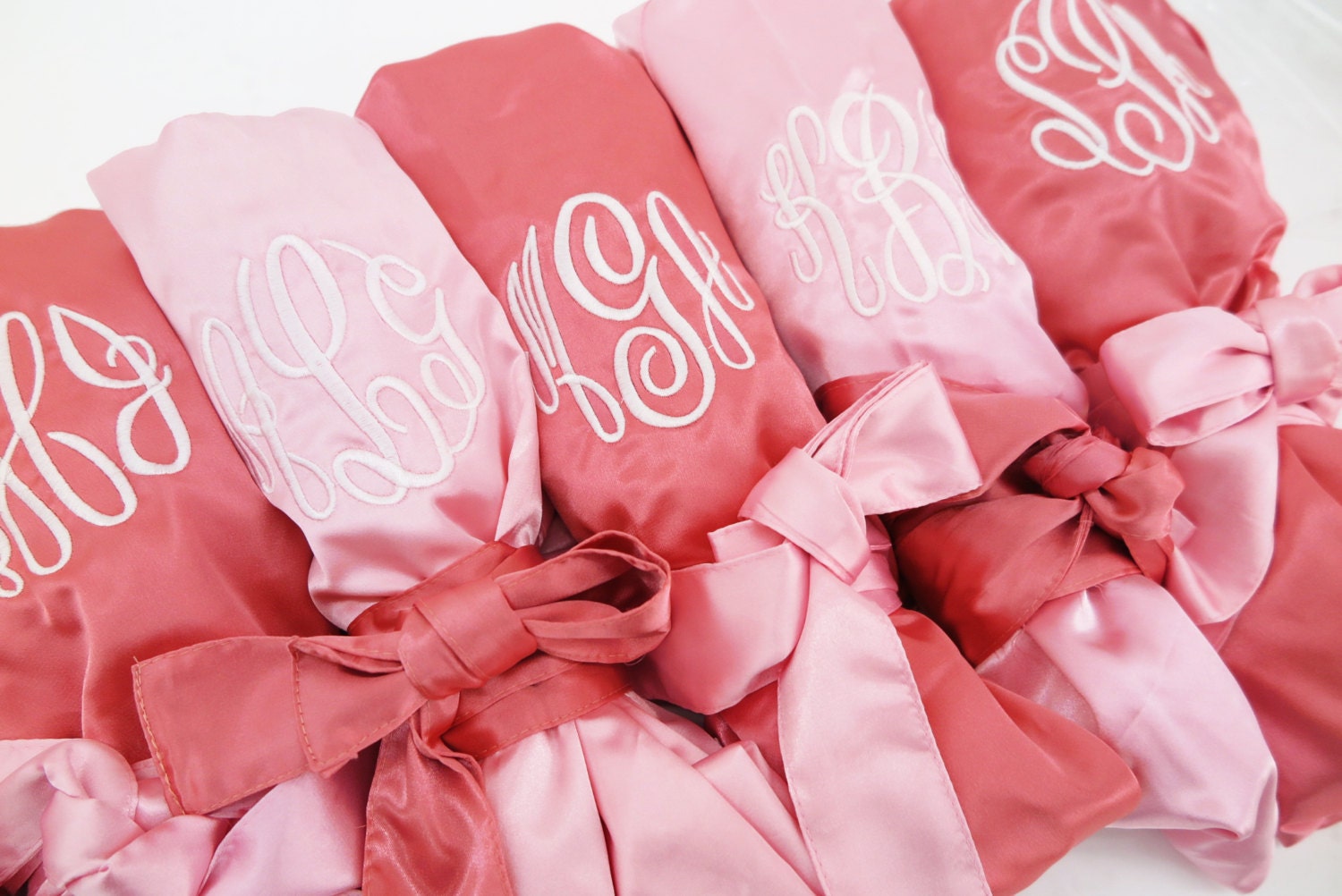 Set of 6 Monogrammed Bridesmaid Robes Satin Robes Over 30 Etsy