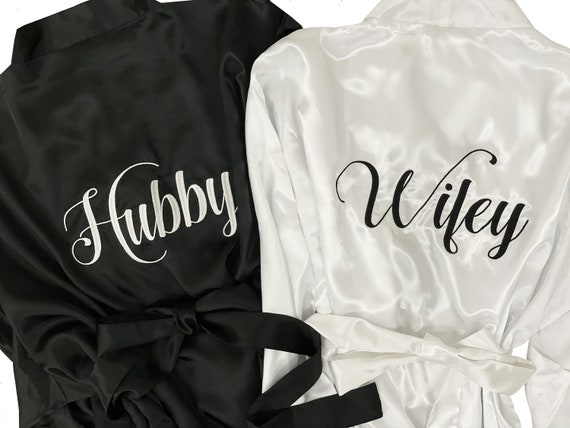 Hubby Wifey Robes Monogrammed Bride and Groom Robe Set Couples Wedding Robes Matching Wedding Robes Wedding Gift Idea His and Hers Etsy UK