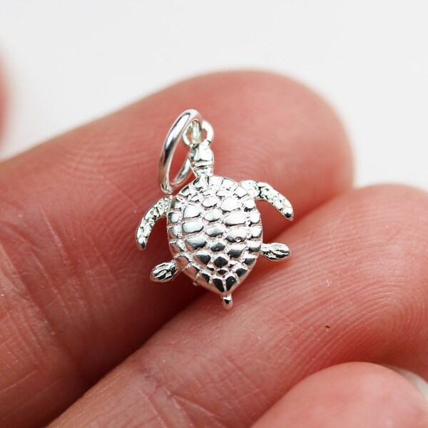 Sterling Silver Green Sea Turtle Charm - 925 Silver Animal Charm For European Snake Bracelets (Fits Pandora, Chamilia)