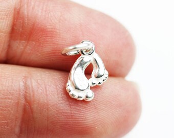 Baby Foot Print avec octobre Pierre Porte-Bonheur Zircone cubique Argent Sterling .925 Charm Empreinte Baby Foot Print avec octobre Pierre Porte-Bonheur Zircone cubique Argent Sterling .925 Charm Empreinte