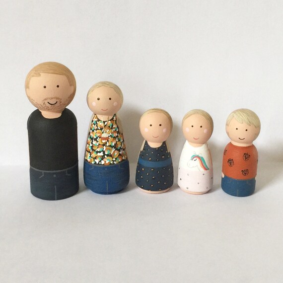 Muñeca De Madera Peg familia de 4 Montessori