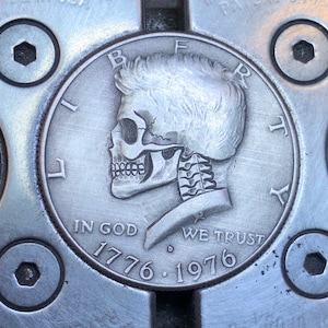 Hobo Nickel Skull By M.J. Petitdemange engraved Challenge Coin,memento mori,carved skull,Jewelry,Art-metal-Groomsmen gift-Halloween