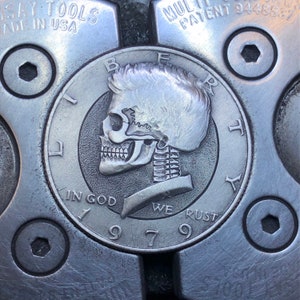 Hobo Nickel Skull By M.J. Petitdemange engraved Challenge Coin,memento mori,carved skull,Jewelry,Art-metal-Groomsmen gift-Halloween