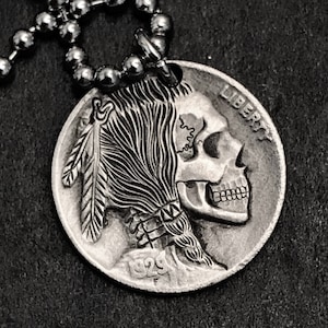 Portachiavi con teschio inciso in nichel Hobo: regalo con moneta Memento Mori