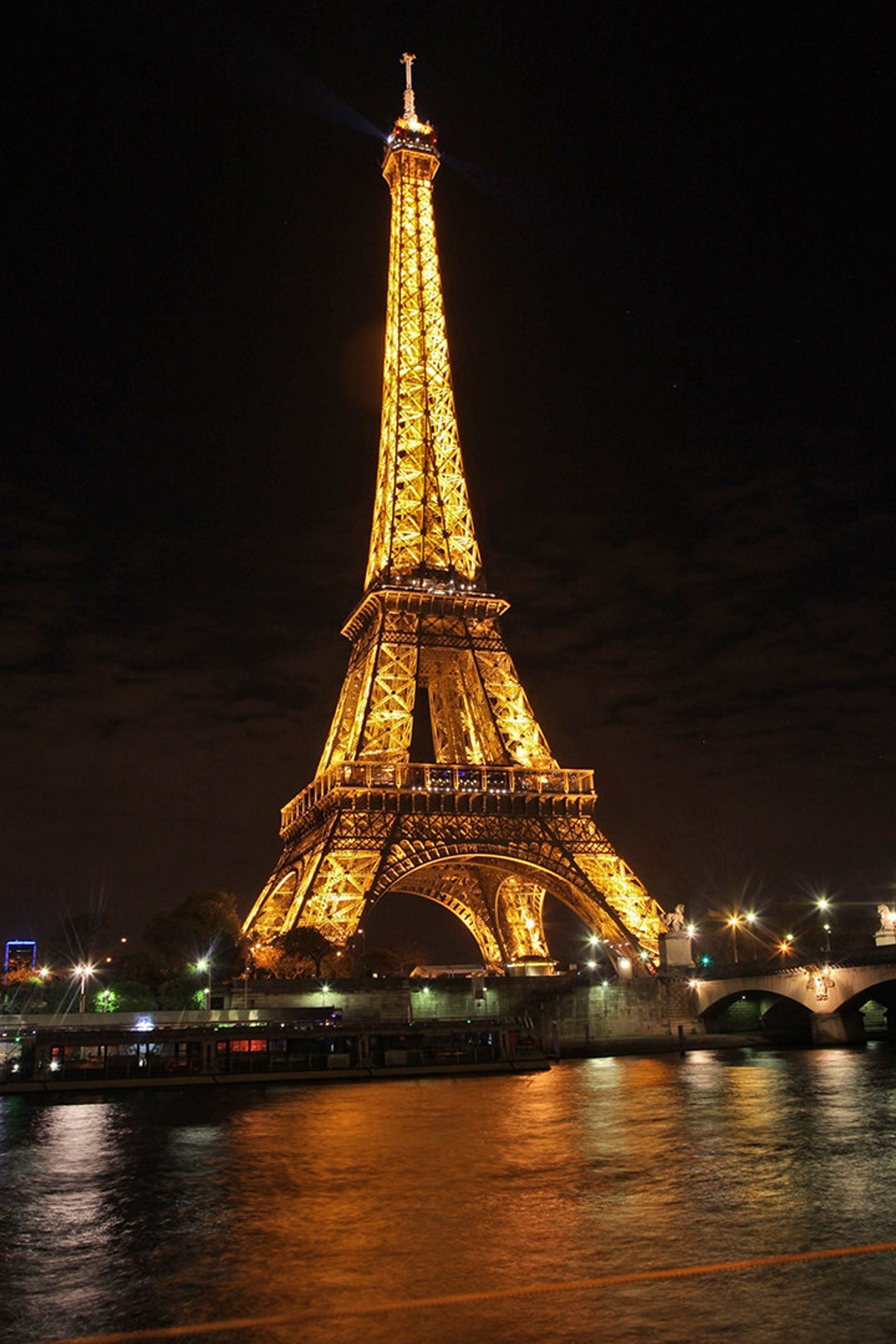 EIFFEL TOWER GOLDEN GOWN Ver. 1000％ 现货」BE@RBRICK EIFFEL TOWER GOLDEN GOWN Ver. 100％ & 400