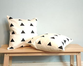 Black & White cotton Cushion Cover with Geometric triangle Pattern/ Eco friendly/Washable