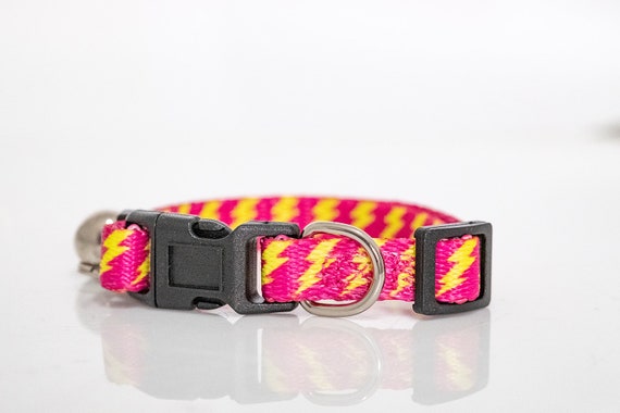 lightning bolt cat collar