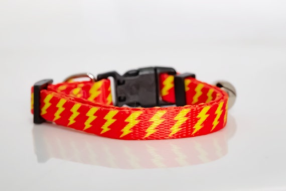 lightning bolt cat collar