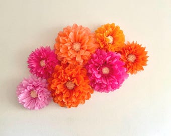 Pared de flores de papel de seda con diseño de atardecer en rosa y naranja para decoración de despedida de soltera en rosa y naranja, decoraciones de fiesta en rosa y naranja, arco nupcial en rosa y naranja.