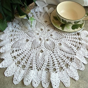white doilies crochet table mat, lace doilies for tables, Christmas gifts for grandma, round table topper handmade, side table decor, new