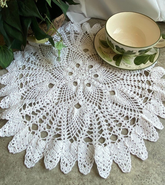 White Doilies Crochet Table Mat, Lace Doilies for Tables, Christmas Gifts  for Grandma, Round Table Topper Handmade, Side Table Decor, New 