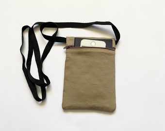 Zip bag, Crossbody bag, Handmade, compact portable shoulder bag. Cell phone pouch 11.5cm x 17cm. Great for Travel, Gift
