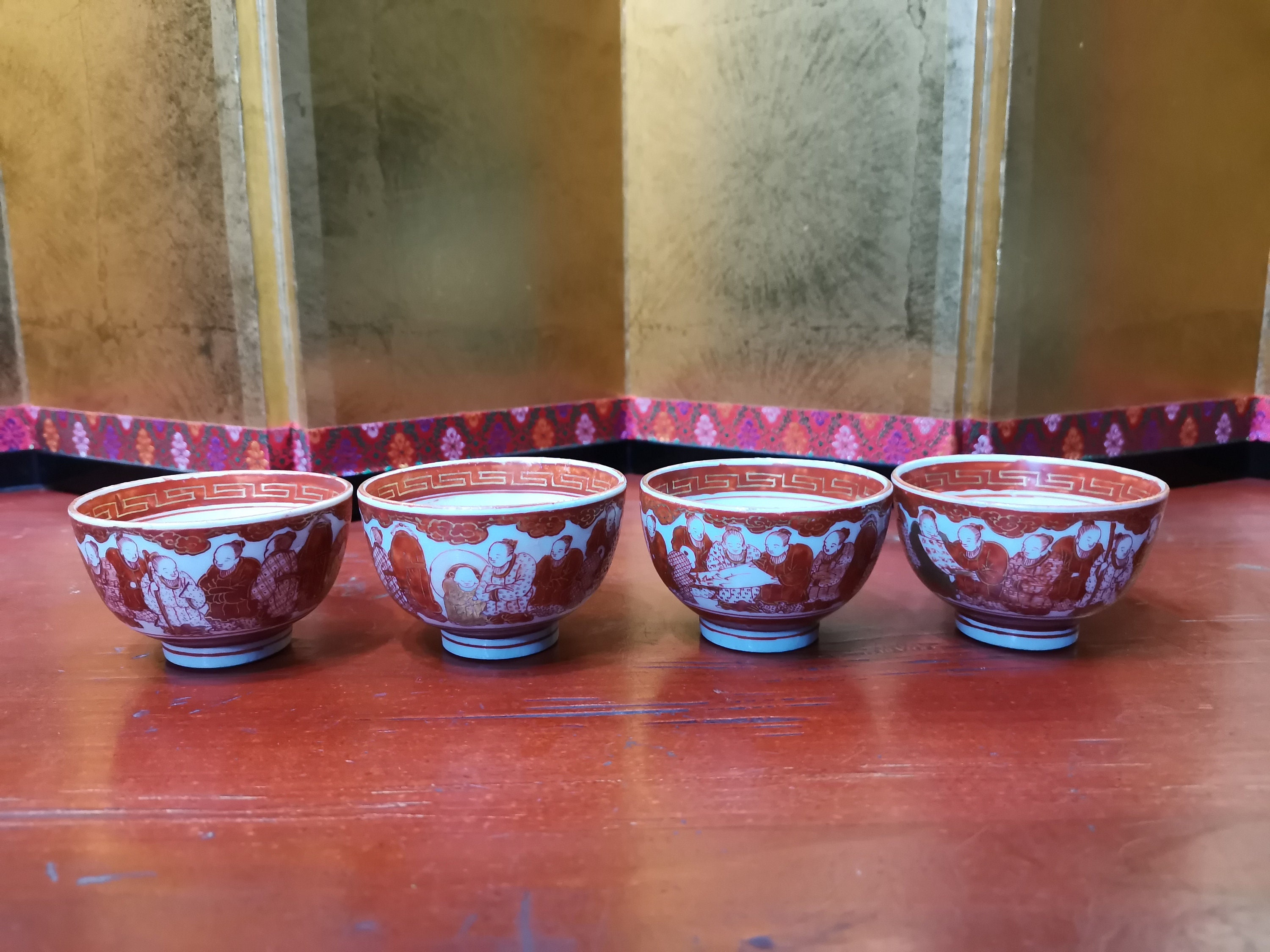 Japanese Antique Set of 4 Painted 九谷 Kutani Porcelain