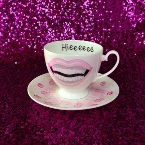 Alaska Thunderfuck 5000 &quot;Hieeeeee!&quot; tea cup and saucer - Rupaul&#39;s Drag Race