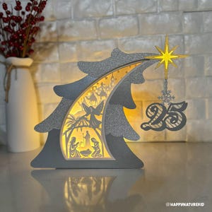 Caja de sombras de cuenta regresiva del árbol de Navidad svg, caja de sombras de la Natividad svg, linterna del árbol de Navidad svg, caja de luz navideña svg, proyectos de Cricut