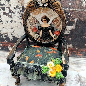 Puppenhaus Miniatur Gothic Chippy Feenstuhl Maßstab 1:12 tatty miniatur, Feenstuhl, französischer Miniaturen shabby Charme