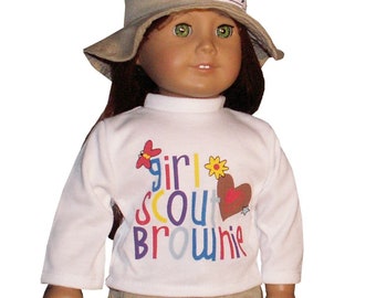 LIQUIDATION ! Girl Scout Brownie Tee pantalon kaki, bonnet adapté à une poupée américaine de 18 po.