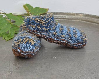slippers, babouche, carpetslippers, house socks, hand knitted Christmas gift