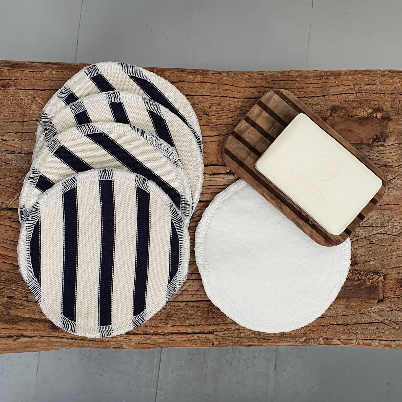 5 Extra large washable cotton pads made of organic cotton in Etsy