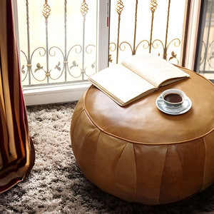 Leather Pouf Vintage Look