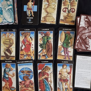 Rare Tarot Sola Busca Illuminati publié par Lo Scarabeo