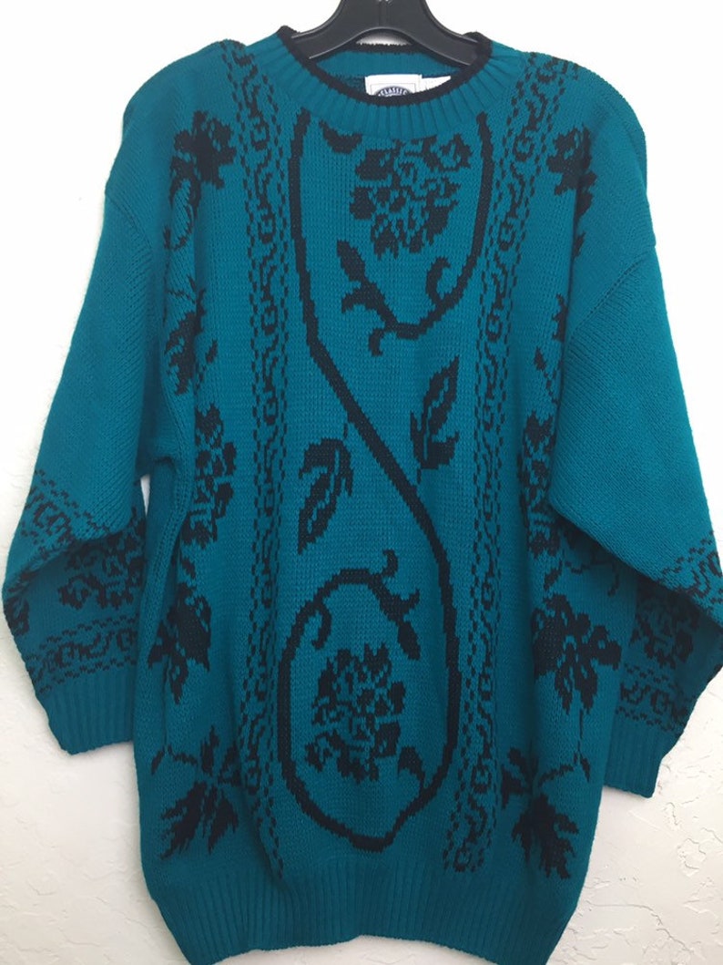 New Old Stock NWOT 90s Vintage Emerald Green Floral Pattern Oversized Pull Over Sweater by Classic Essentials 80s Green Grandma Sweater