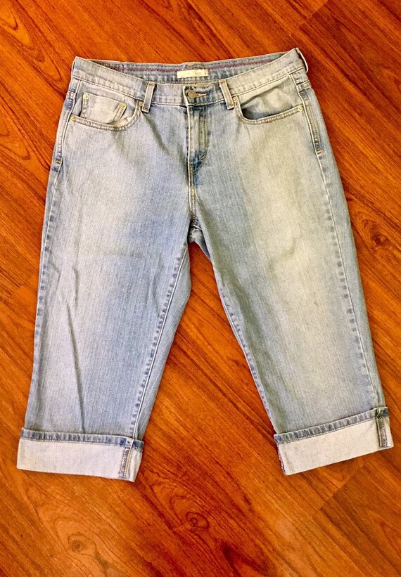 levis capris jeans