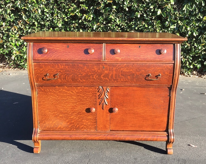 Antique Quarter Sawn Oak Buffet, Farmhouse Sideboard, Farmhouse Buffet