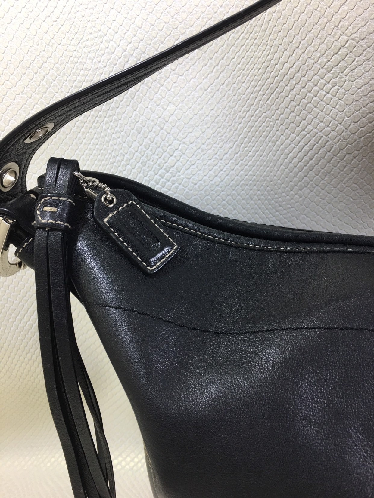 Best Black Hobo Purse Literacy Basics