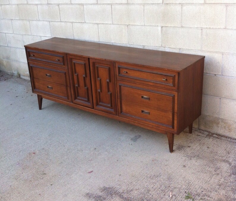 The Paceline By Bassett Mid Century Modern Triple Dresser Etsy